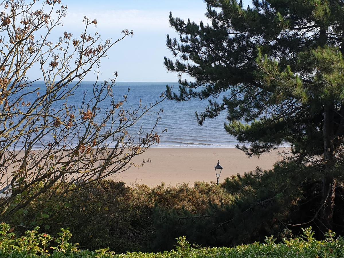 Sea View Cottage Frinton-on-Sea Exterior photo